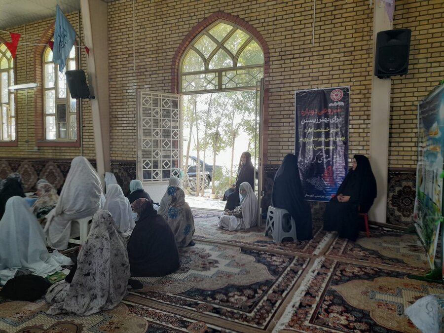| پنج میزخدمت در نمازهای جمعه شهرستان مستقر شد