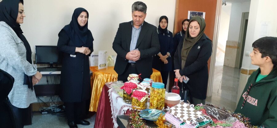  | برگزاری نمایشگاه دست آوردها و توانمندی های معلولین