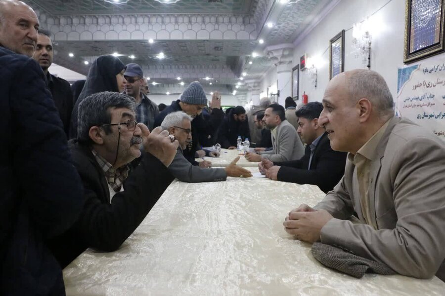  | برپایی میز خدمت به مناسبت ایام الله دهه فجر