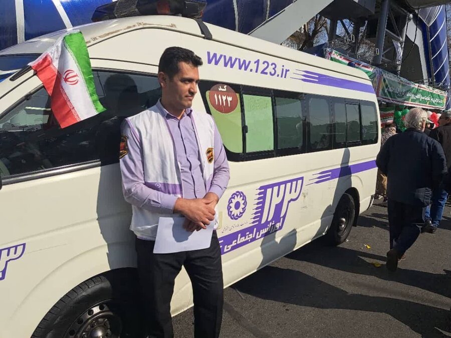  | گزارش تصویری | شرکت در راهپیمایی ۲۲ بهمن