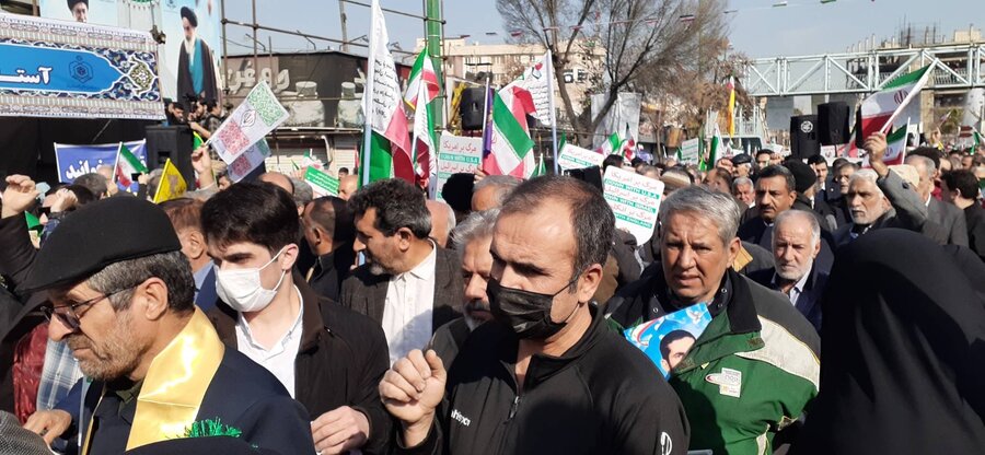  | گزارش تصویری | شرکت در راهپیمایی ۲۲ بهمن