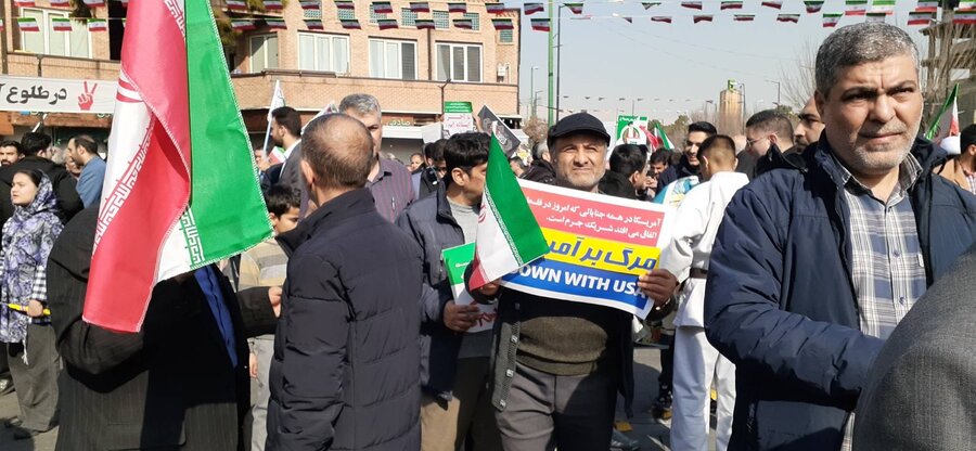  | گزارش تصویری | شرکت در راهپیمایی ۲۲ بهمن