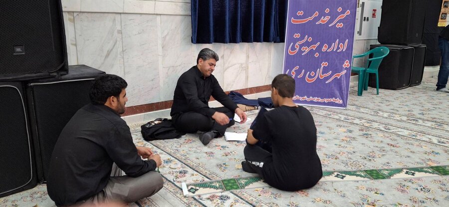  | سخنرانی قبل از خطبه و برگزاری میز خدمت در نماز جمعه
