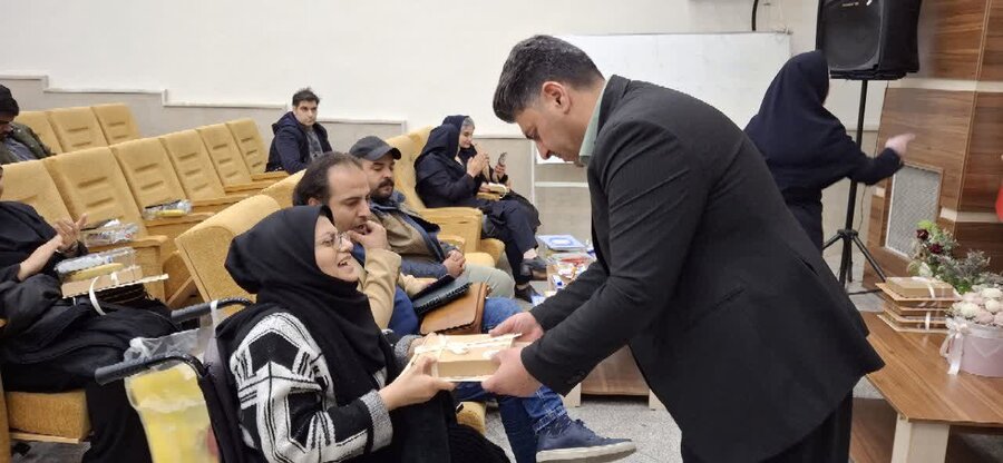  |  آیین تجلیل از مددکاران اجتماعی