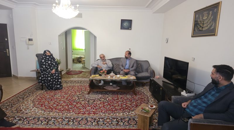 دیدار با  خانواده شهید " اسماعیل گل محمدی"