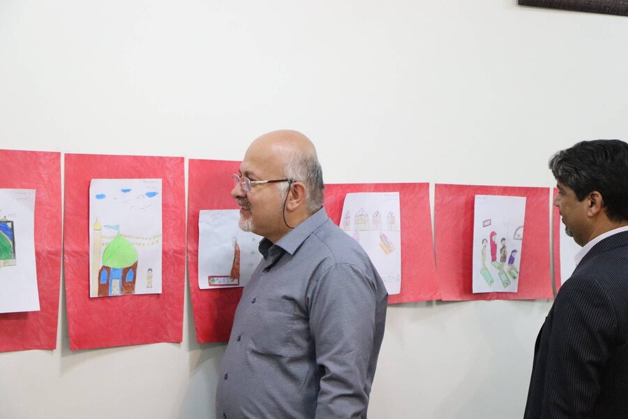 | نماز از نگاه کودکان تجلی ایمان کودکانه بر کاغذ نقاشی