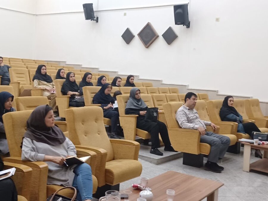  |نشست تخصصی کارآفرینی، اشتغال و توانمندسازی