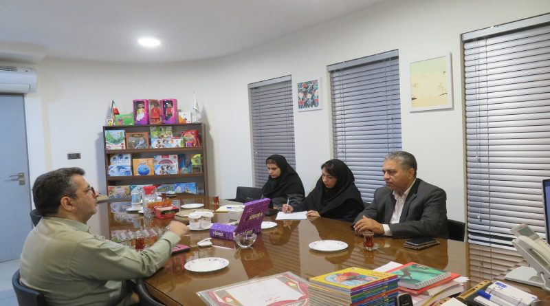 فرهنگ مصرف صحیح آب باید از سنین کودکی نهادینه شود / آب جایگزین ندارد