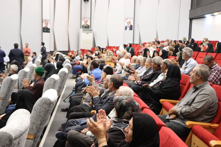  | تجلیل از تجربه و خرد سالمندان