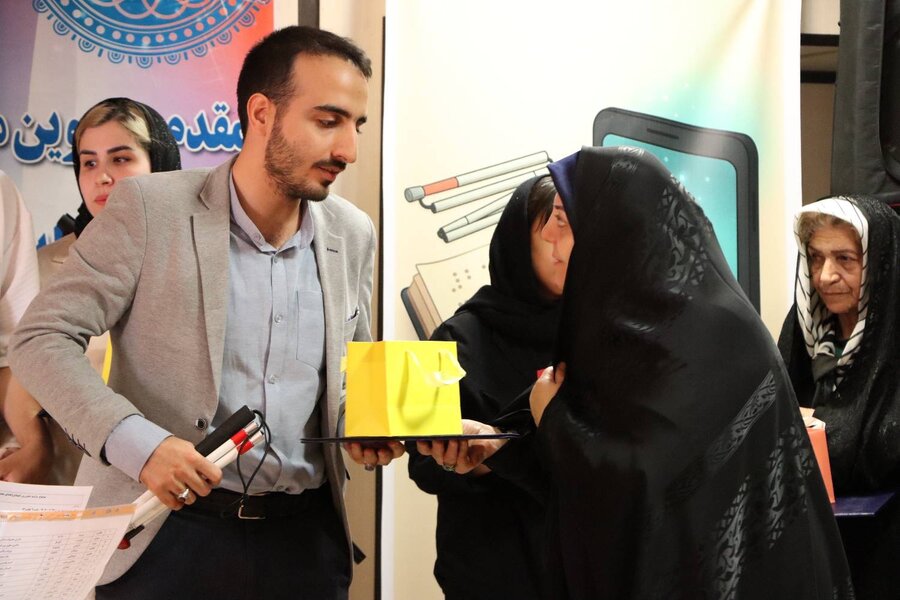 | گرامیداشت روز جهانی عصای سفید | گرامیداشت روز جهانی عصای سفید